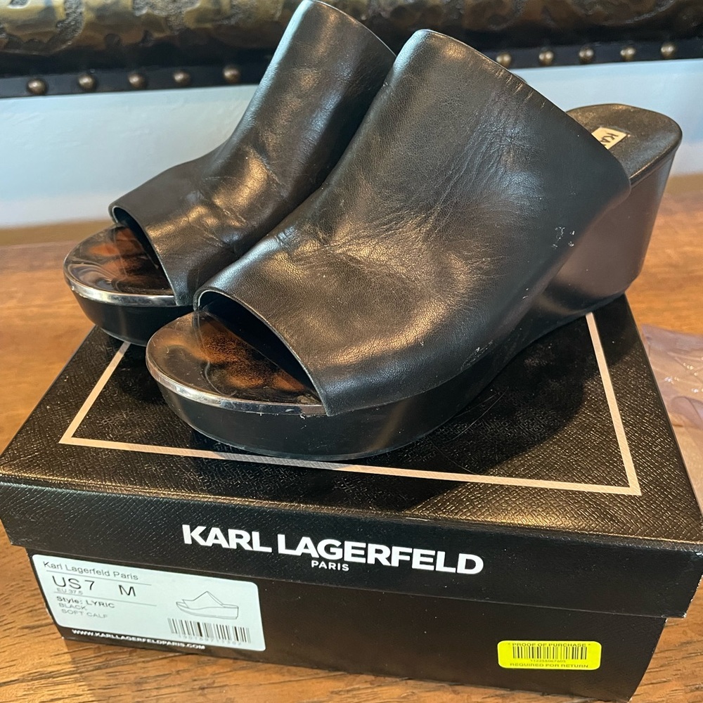 Karl Lagerfeld 7M Black wedge